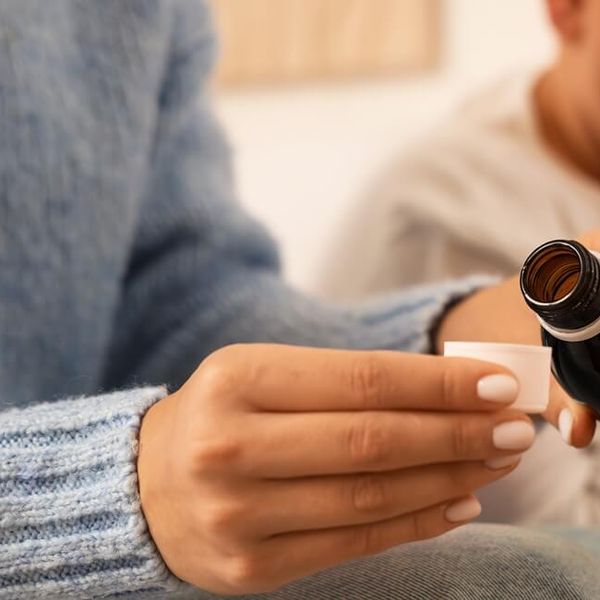 Sirup od lovora protiv kašlja: Prirodni recept koji smiruje suhi kašalj već nakon prve žličice