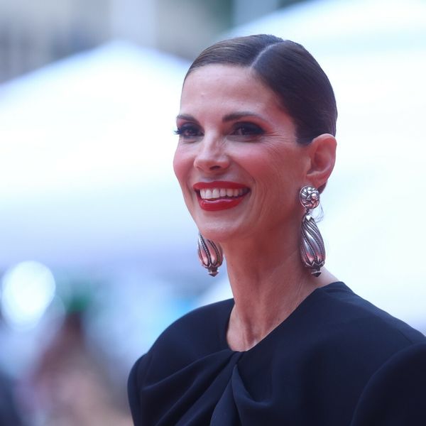 Bojana Gregorić Vejzović u dugoj bijeloj haljini