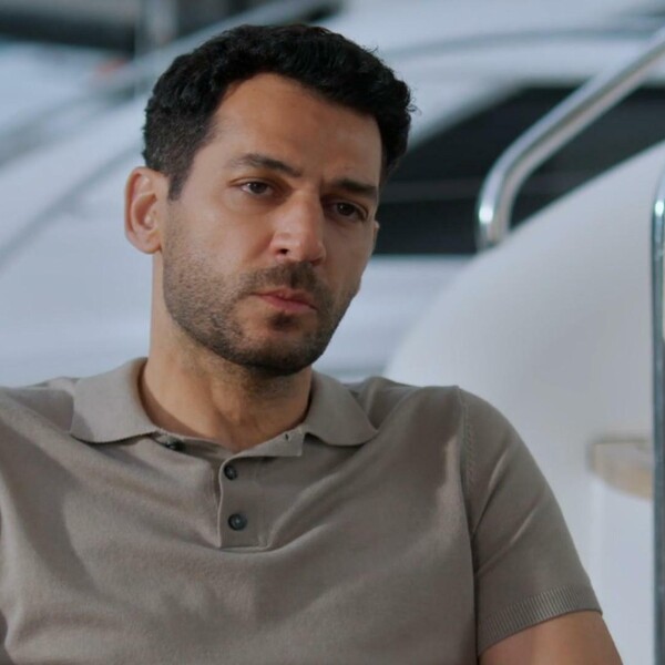 Tajne prošlosti: Saznao je tko je odnio cvijeće njegovoj supruzi u bolnicu