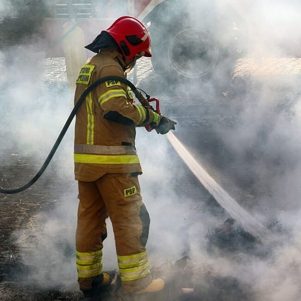 Šokantno otkriće: Zaštitna oprema vatrogasaca može ozbiljno ugroziti zdravlje!
