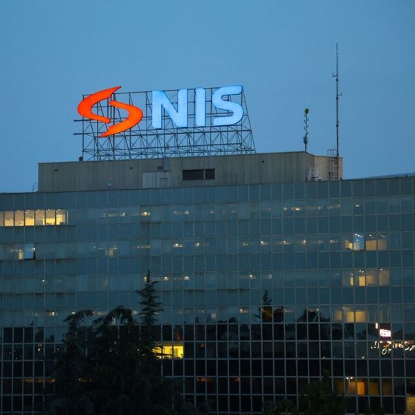 Zbrka oko udjela u Naftnoj industriji Srbije: Koliko će imati MOL, koliko Arapi, a koliko Srbija?