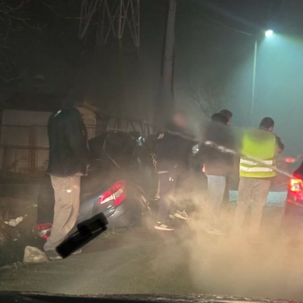 Zasjeda kod aerodroma: Torcida napala navijače Zvezde, privedene 93 osobe