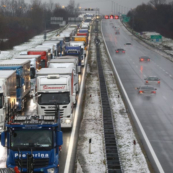 Blokada transporta roba na hrvatskoj granici