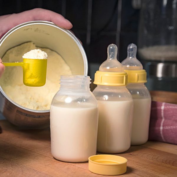 Poznate kompanije povlače dječju hranu diljem Europe: Istražuje se smrt dviju beba