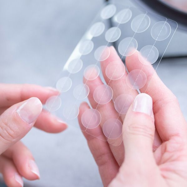 Bez panike, zalijepi ga: Rješenje za prištiće koje spašava kad nemate vremena za čekanje