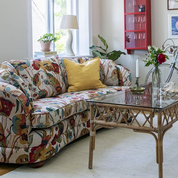 Vratio se trend sofa cvjetnog uzorka