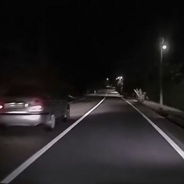 Snimka s hrvatske prometnice oduševila gledatelje, bahatog vozača vrlo brzo stigla karma