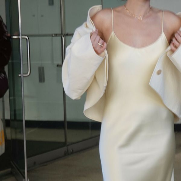 Slip haljine su trend iz 2016. koji i dalje volimo