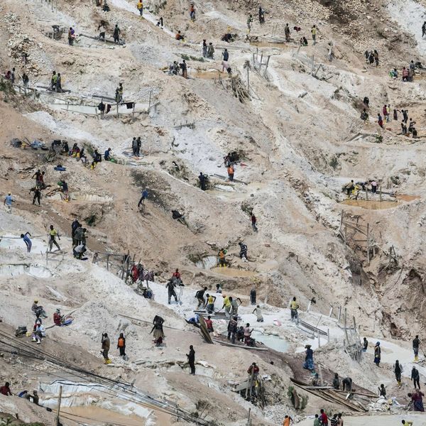 Više od 200 poginulih u urušavanju rudnika u DR Kongu