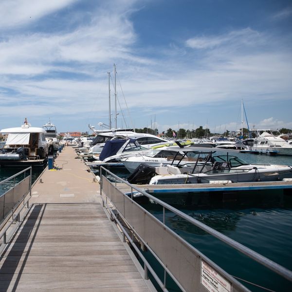 Hrvatske marine u Zadru, Sukošanu, Tribunju i Šibeniku dobit će novog vlasnika