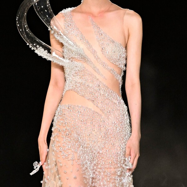 Revija Iris Van Herpen na Pariškom tjednu mode