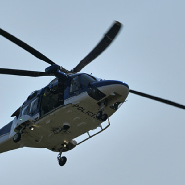 Slovenija: Gotovina ukradena iz vozila za prijevoz novca, barikade, helikopter u zraku