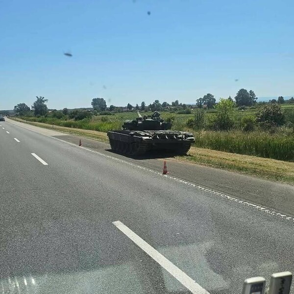 Na autocesti A3 snimljen tenk