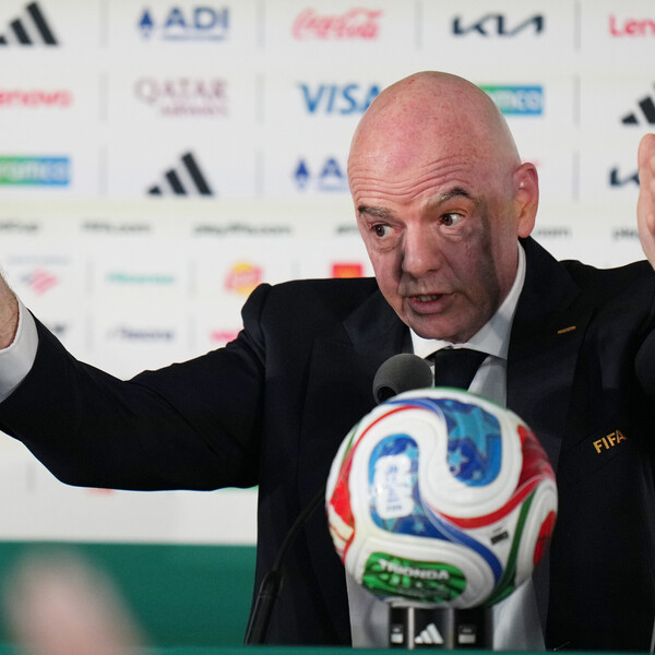 FIFA naredila reprezentaciji da promijeni dres dva dana prije nastupa na SP-u: "Maknite to"