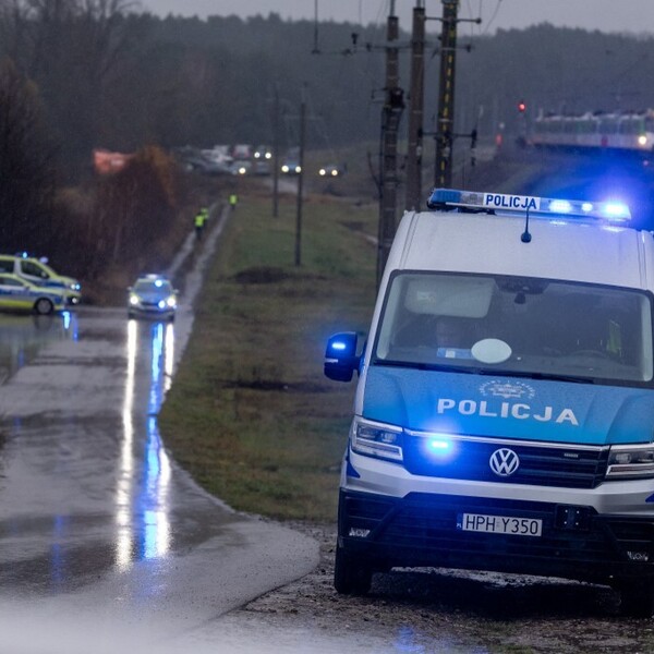 Forenzičari pretražuju zemljište bivše liječnice: Nakon pronalaska desetaka fetusa, patologinji pozlilo prije ispitivanja