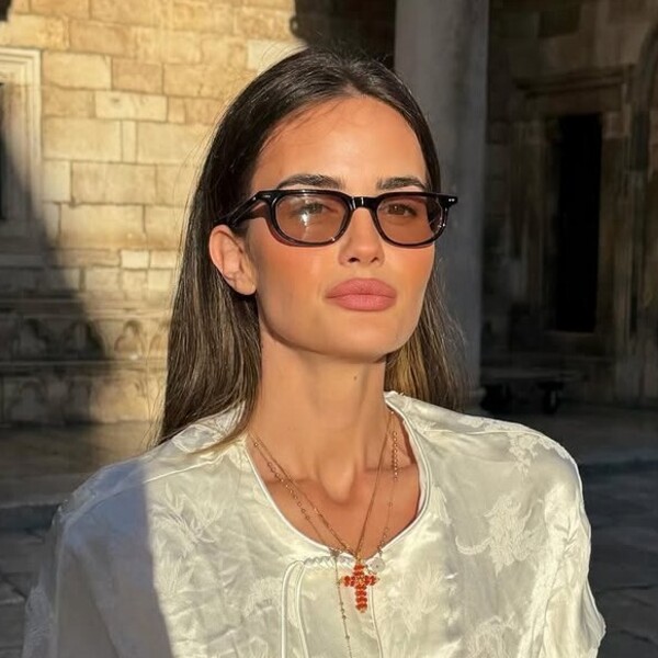 Adriana Ćaleta-Car u bijelom kompletu