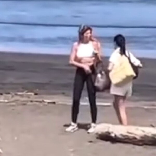 Odvratno ponašanje na plaži: Iz prikrajka snimali influencericu, njezin postupak naljutio mnoge