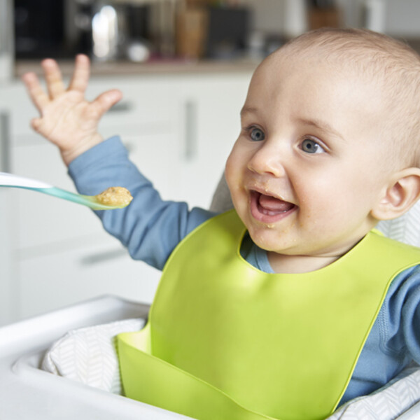 Opoziva se Babylove žlica za učiti jesti od silikona