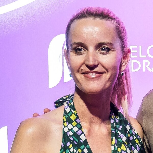 Matilda Šuta: Prva dama Splita na Melodije Jadrana stigla u efektnom kompletu