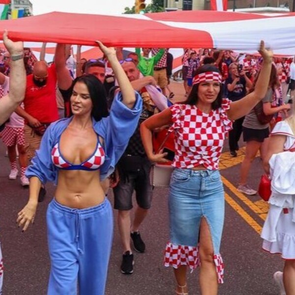 Ivana Knoll i bivša Miss Hrvatske Ivančica Pahor predvodile hrvatske navijače u Philadelphiji