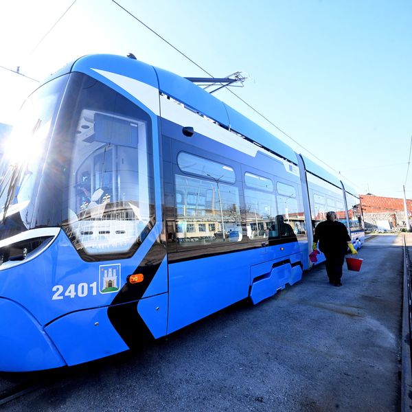 Još jedna skupina građana od početka svibnja može se voziti besplatno zagrebačkim javnim prijevozom
