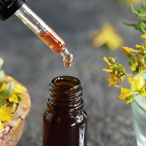 Kantarion za sinuse: Zašto ga sve više ljudi koristi umjesto klasičnih kapi za nos?