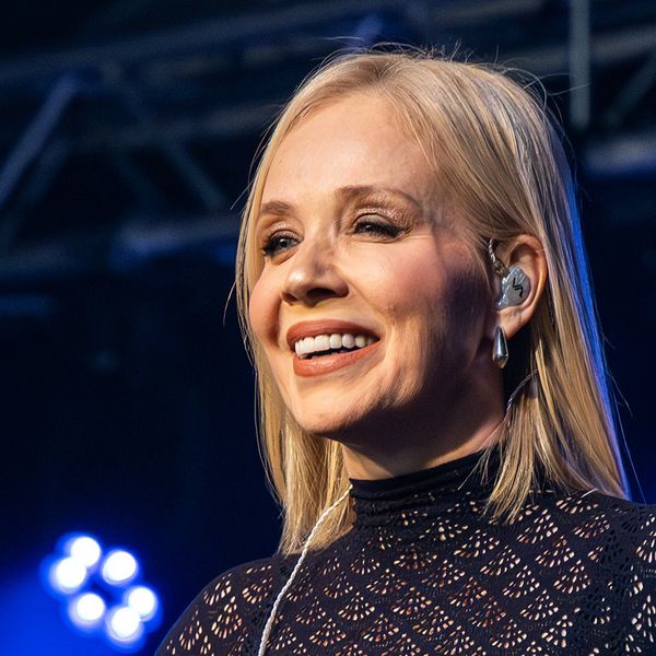 Jelena Rozga u haljini koja je poput druge kože