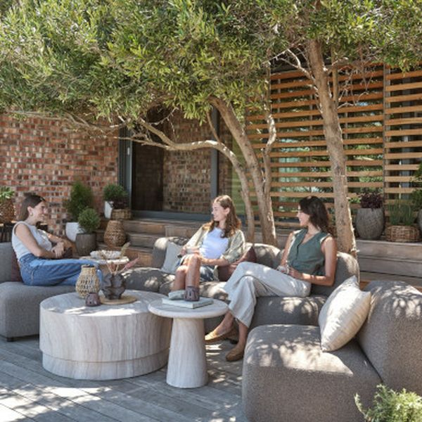 Hygge na svježem zraku: kada dnevni boravak procvjeta na terasi