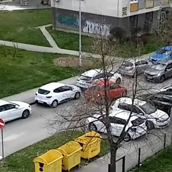 U zagrebačkom kvartu osvanuo novi prometni znak, čini se da ga neki vozači nisu prepoznali