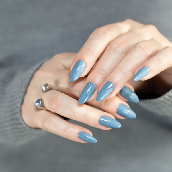 Proljetni trend: Fog Blue nokti