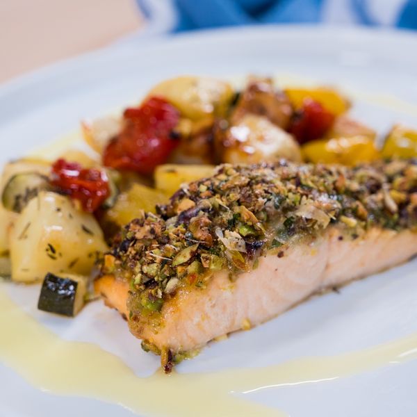 Losos s hrskavom koricom od pistacija i medom: Jednostavan ručak koji izgleda kao iz restorana