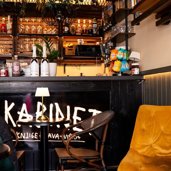 Sandro Slavnić: Kabinet