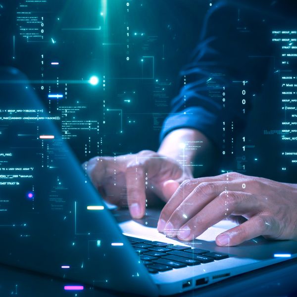 Dvojica 26-godišnjaka napustili državnu službu i izgradili AI startup vrijedan 200 milijuna dolara