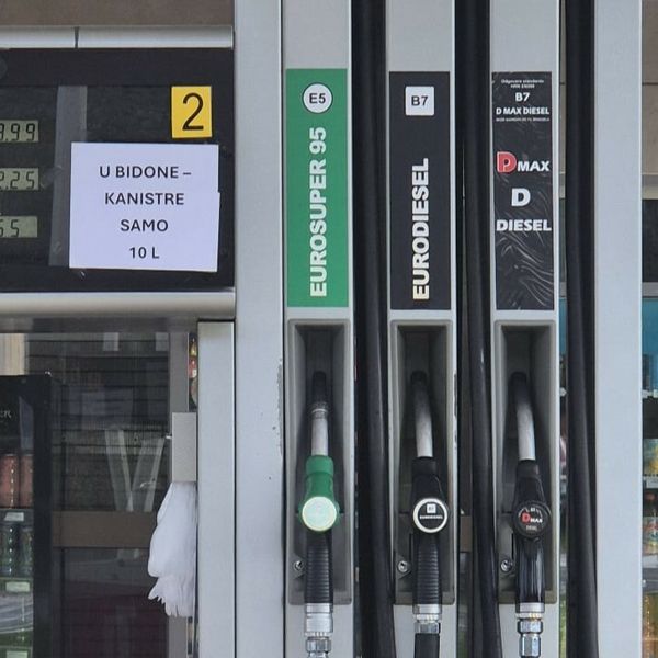 Pojedine pumpe ostale bez goriva: Ograničenja i za kanistere