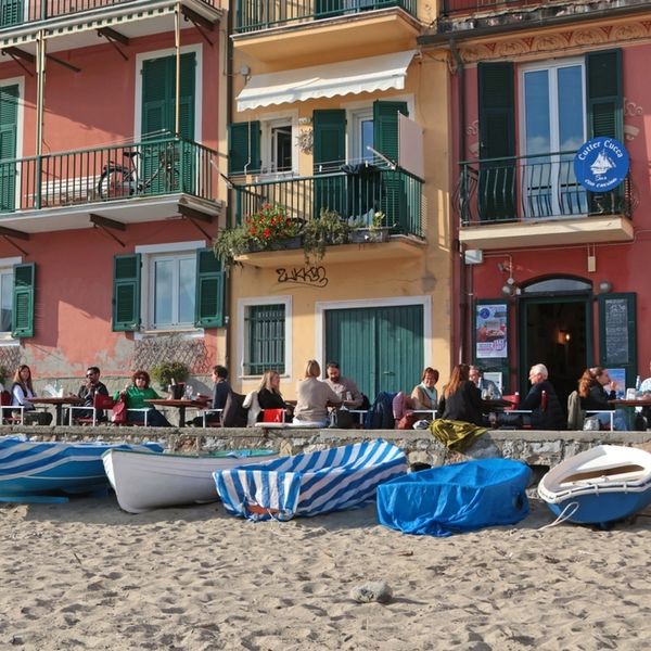 Talijanski "grad s dva mora": Najbajkovitiji grad na Čizmi koji čuva duh prošlih vremena