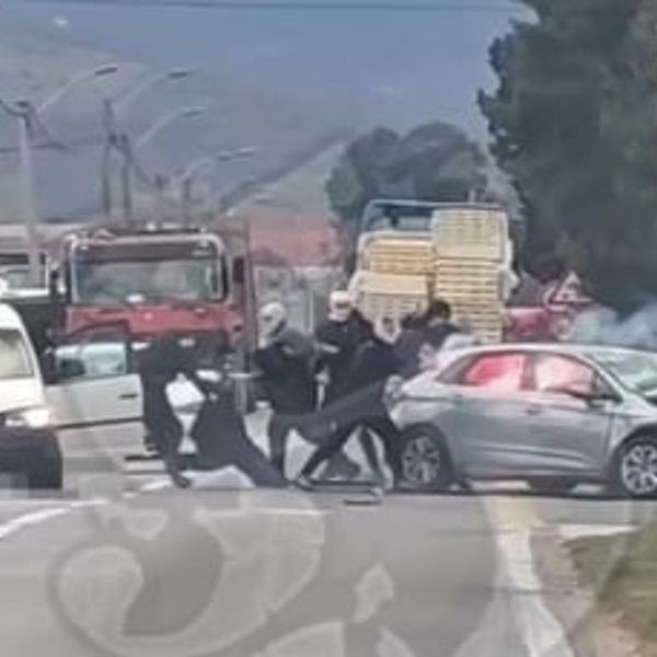 Kaos u BiH! Navijači Zrinjskog napali Red Army: Pratili su ih i napravili ovo