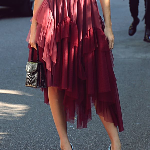 Asimetrične suknje iz trgovina za proljeće 2026.