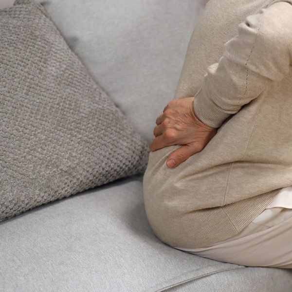 Ova vrsta boli u leđima može upućivati na rak gušterače – znate li je prepoznati?