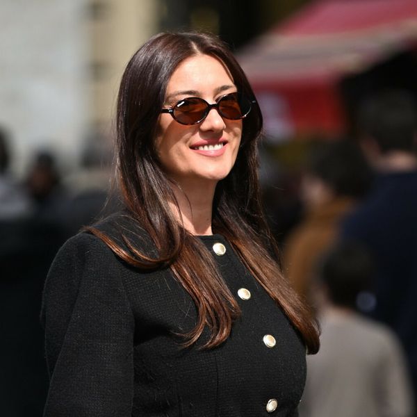 Ulična moda Zagreb u lažnoj minici s resama