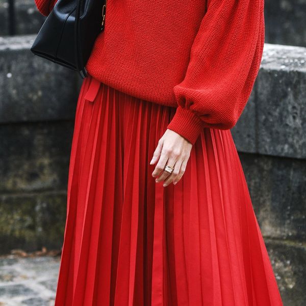 Ponuda crvenih suknji u trgovinama