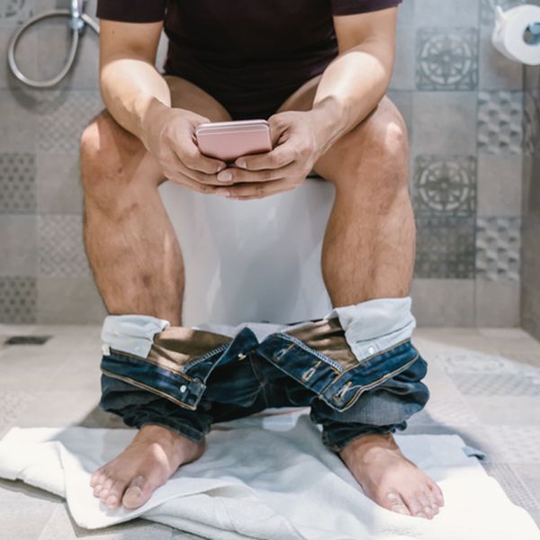 Ostavite se mobitela kad idete na WC, jer bi posljedice mogle biti veoma neugodne