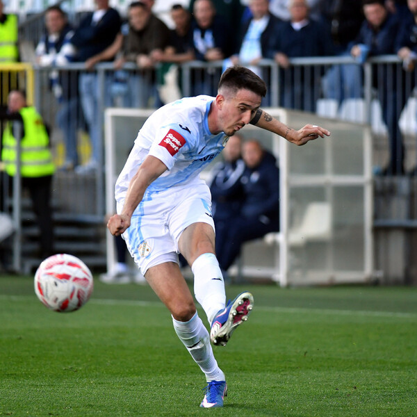 Rijeka izbacila iz momčadi jednog od najboljih igrača nakon što je potpisao za Dinamo