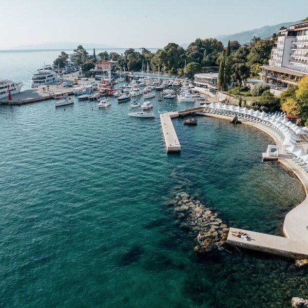 Vaše mjesto pod suncem: ljetna bajka u Amadria Park Grand Hotelu 4 Opatijska Cvijeta