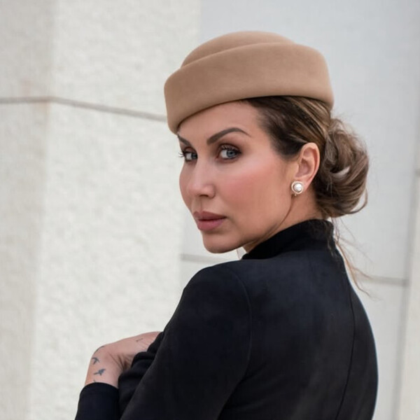Ana Gruica Uglešić u crop-top baloneru iz Zare