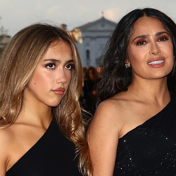 Salma Hayek i Valentina Pinault u maloj crnoj haljini 2026.