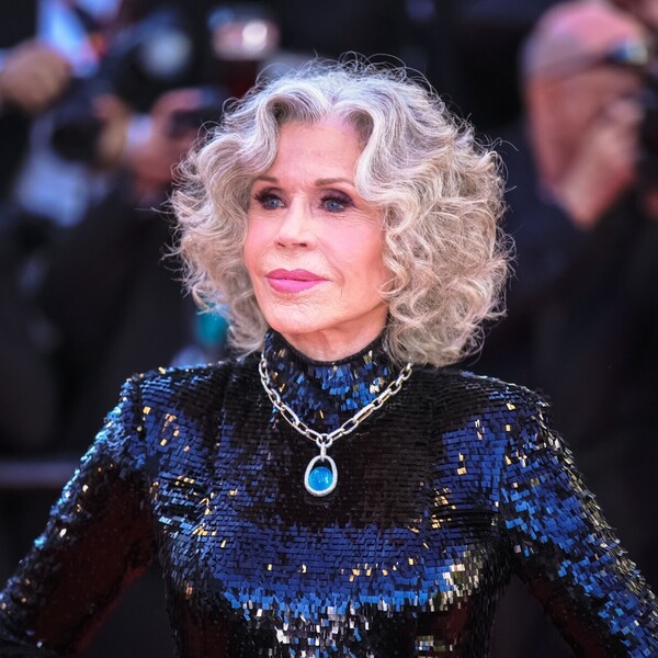 Jane Fonda na 79. Filmskom festivalu u Cannesu, oduševila u šljokicama