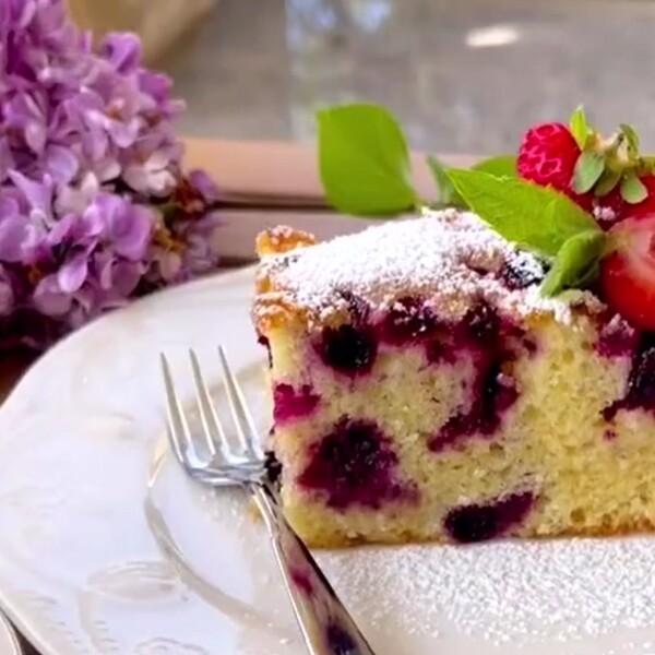 Recept za kolač s jagodama gotov za sat vremena