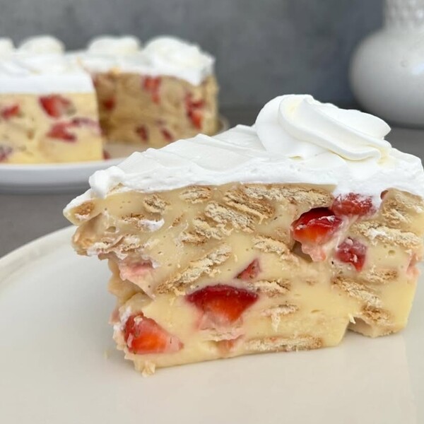 Recept za brzu tortu s jagodama