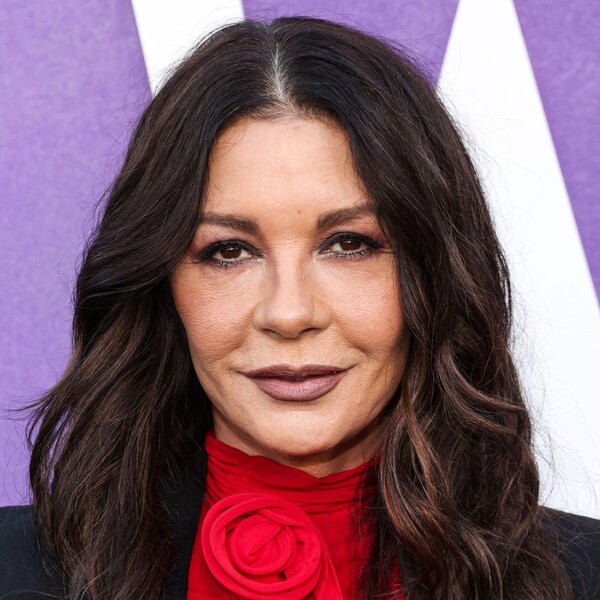 Catherine Zeta-Jones u haljini Magde Butrym 2026.