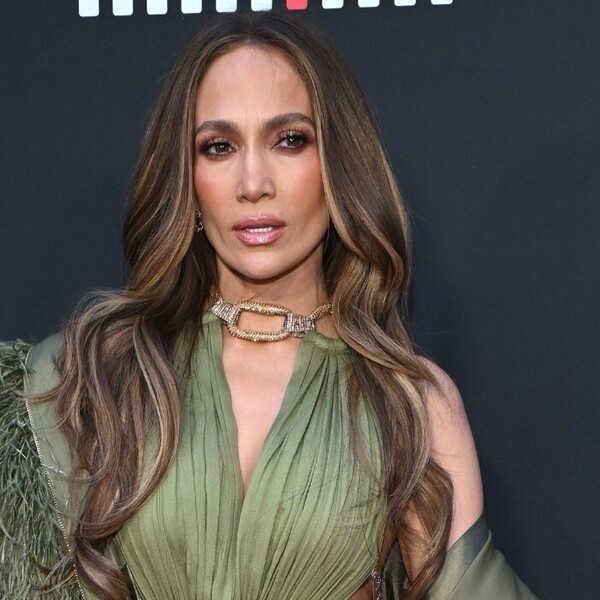 Jennifer Lopez u haljini Bronx and Banco 2026.